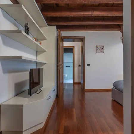 Apartamento Guesthost - Exclusive Duplex In The Center X9!