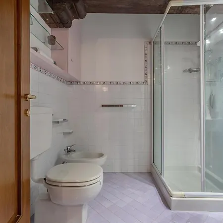 Guesthost - Exclusive Duplex In The Center X9! Apartamento Ferrara