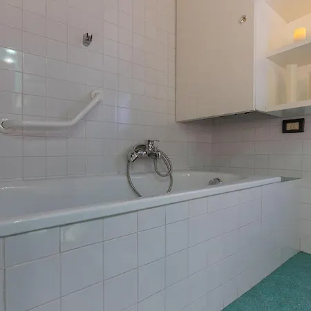 Appartamento Guesthost - Exclusive Duplex In The Center X9! *