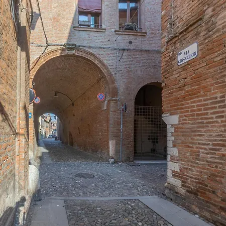 Guesthost - Exclusive Duplex In The Center X9! Appartement *