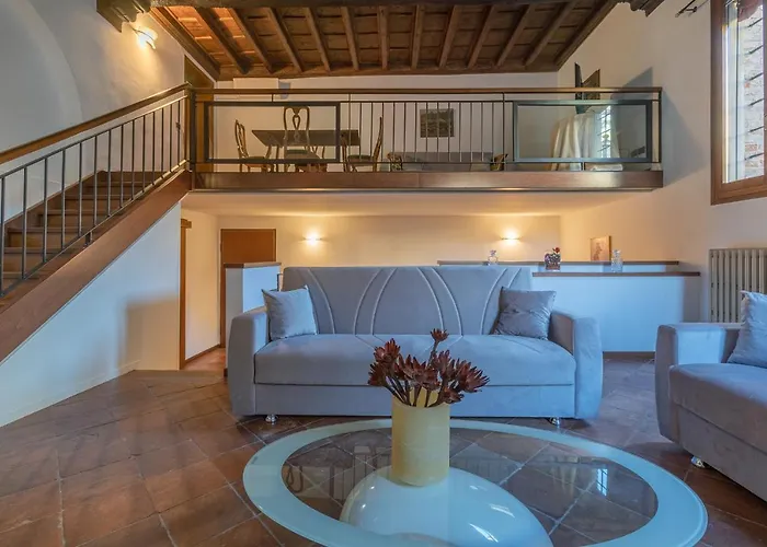 شقة Guesthost - Exclusive Duplex In The Center X9!