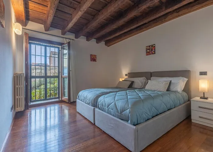 Guesthost - Exclusive Duplex In The Center X9! Appartement