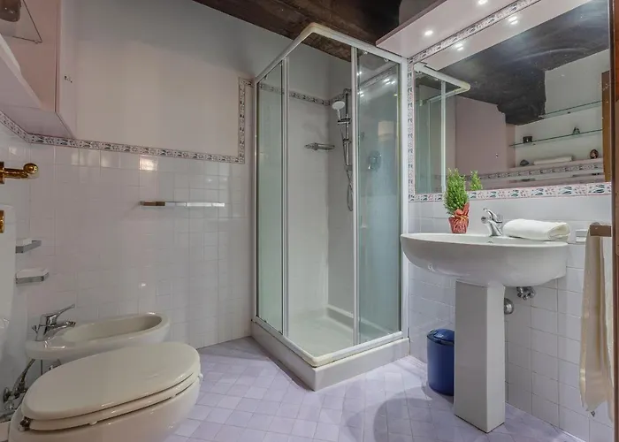 Guesthost - Exclusive Duplex In The Center X9! شقة